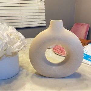H&M Small Ceramic Round Vase